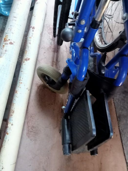 Инвалидная коляска