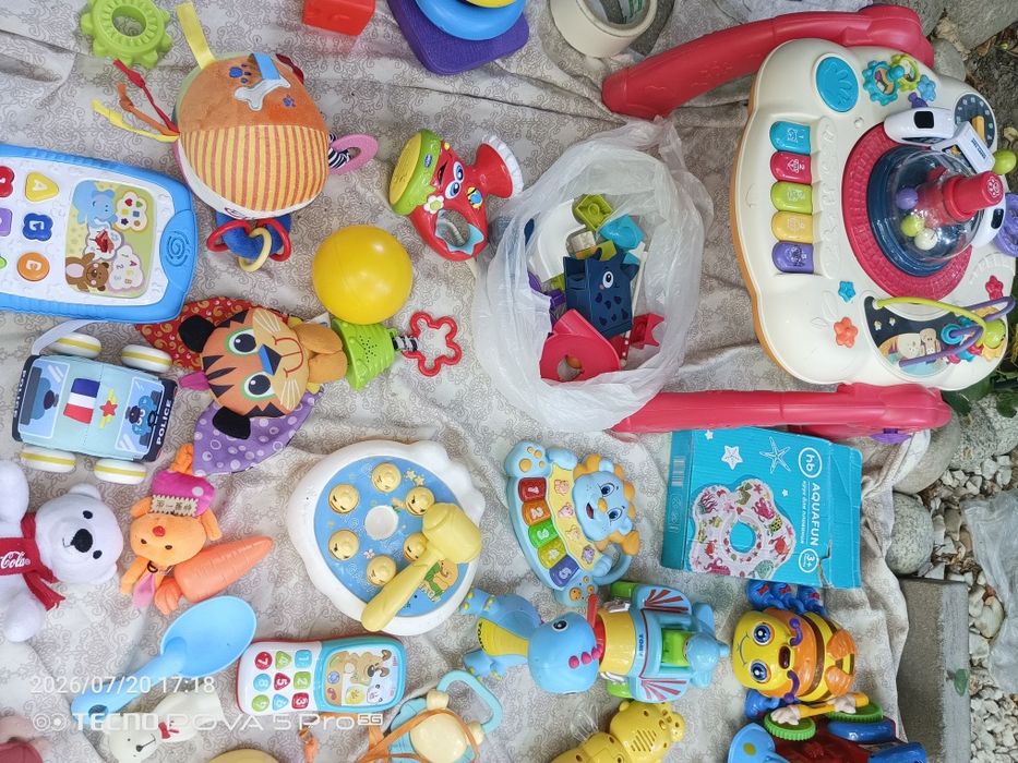 Игрушки для малыша