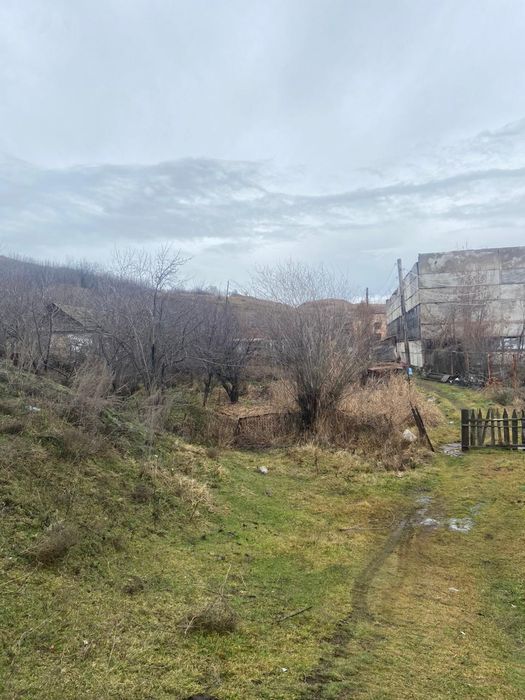 Продается 2 участка