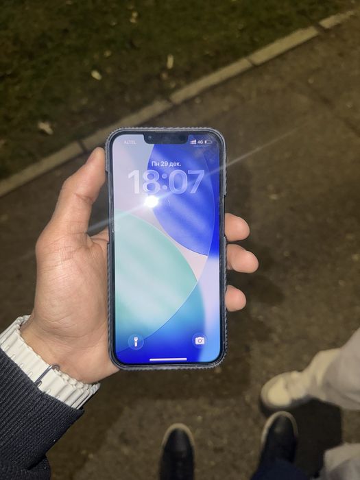 Айфон 13 срочноо