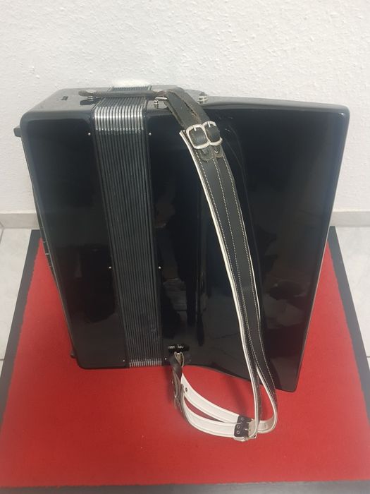 Acordeon Weltmeister vermona/ Caprice
