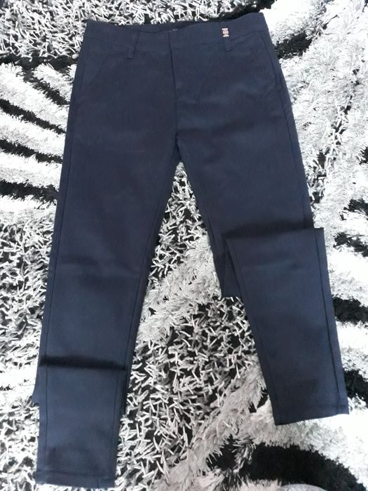 Pantaloni pentru dama