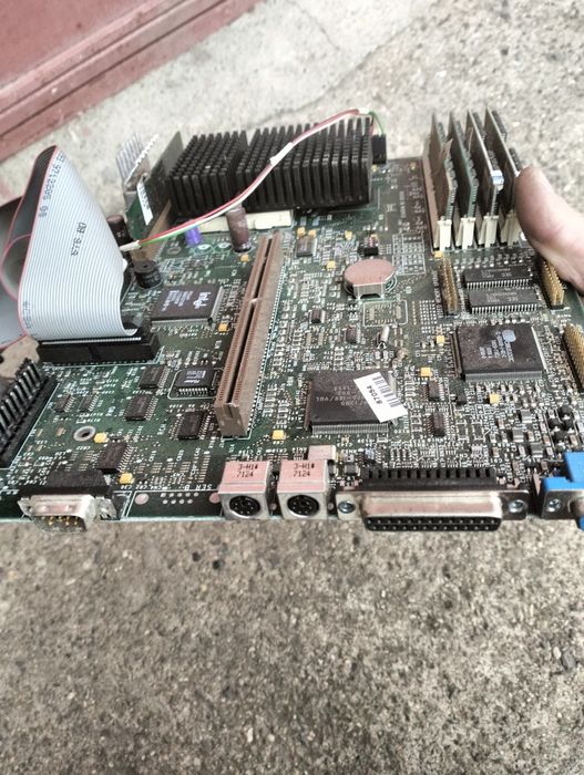 Стара дънна платка за компютър