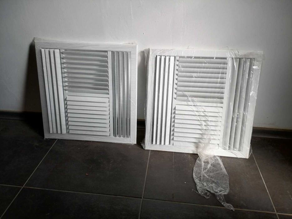 2 броя алуминиеви решетки