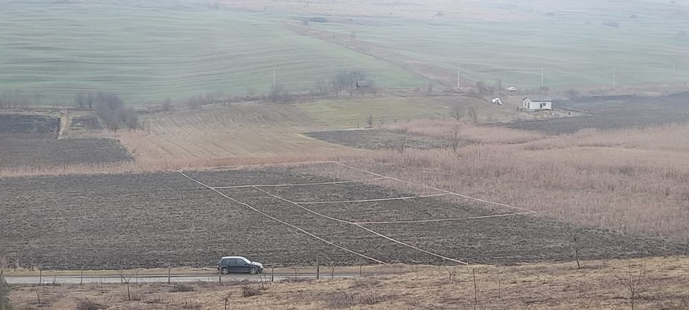 Vând TEREN INTRAVILAN în CÂMPENEȘTI (cu certificat urbanism informare)