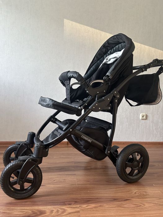 Коляска Pituso Confort