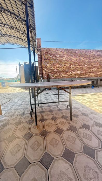 Продается столы и стулья
