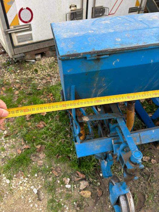 Prasitoare porumb pe 3 rânduri