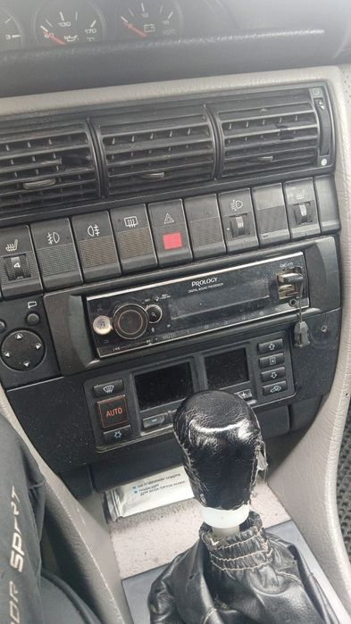 Продам Ауди А6 С4 2.6 объём