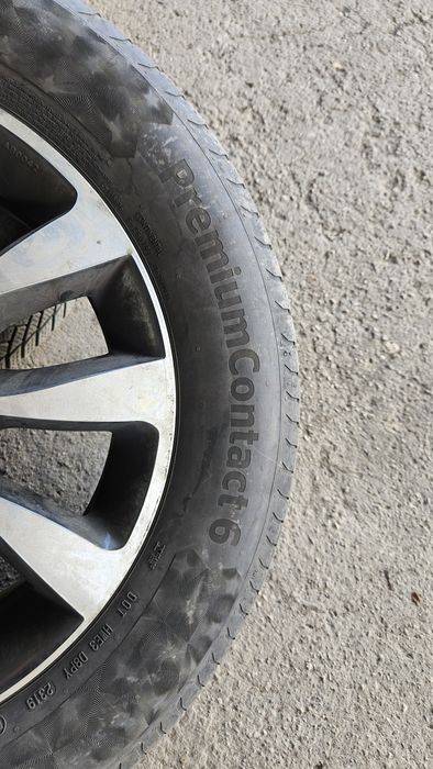 4 бр. 215 65 17 летни гуми Continental  Premium Contact 6