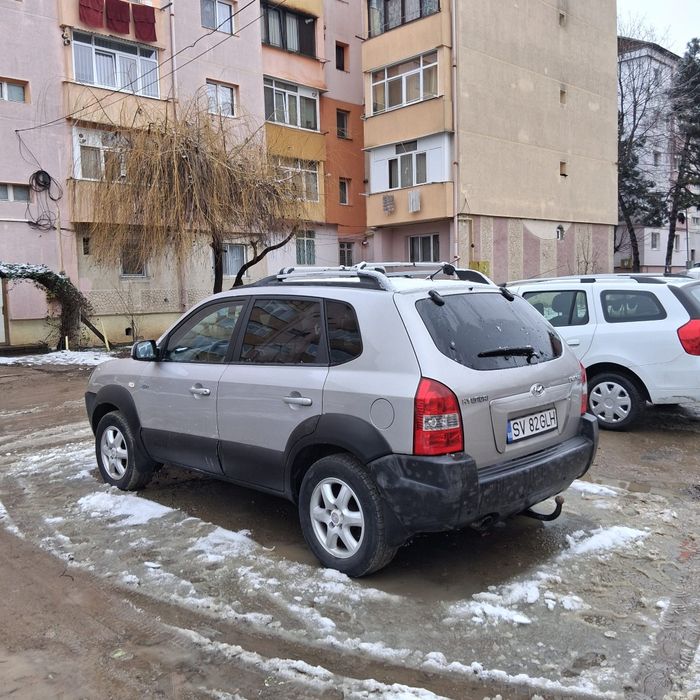 Hyundai Tucson 2005 diesel 4x4 necesita reparatii