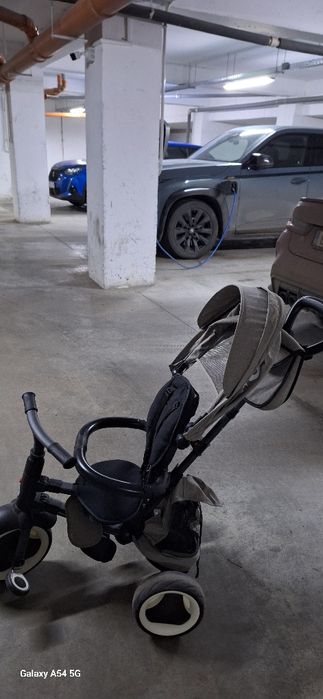 Vând tricicleta Qplay