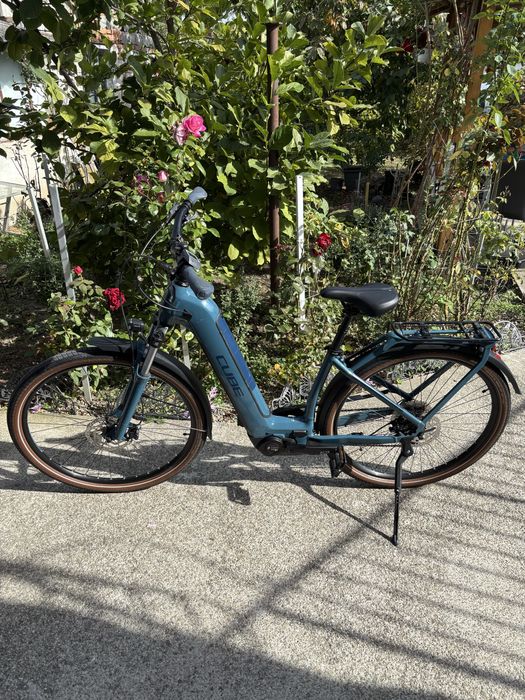 Bicicleta electrica Cube Kathmandu ebike
