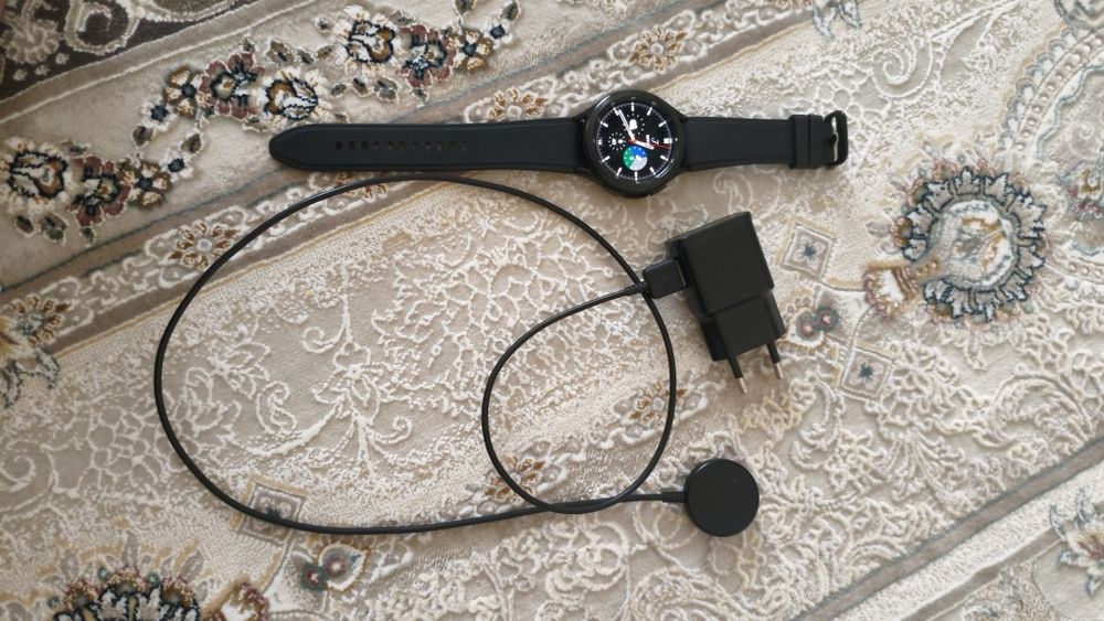 Часы от Samsung Galaxy Watch 4 Classic