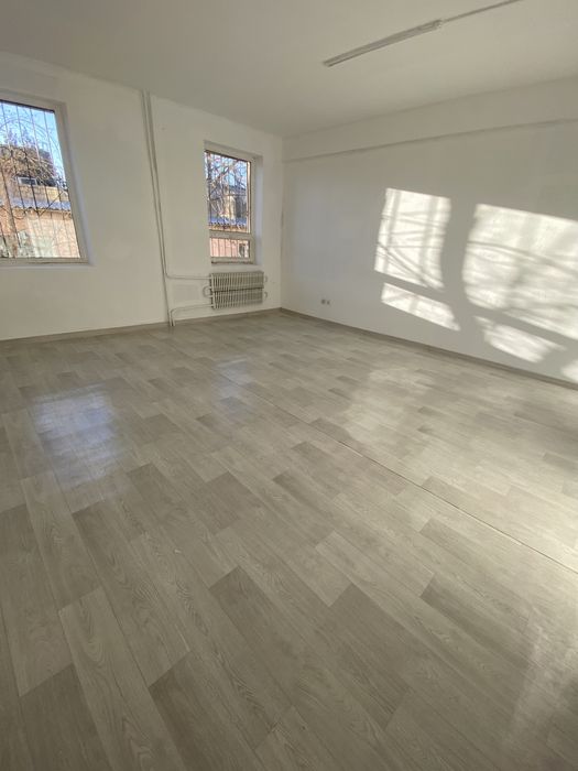 Кабинет, помещенье