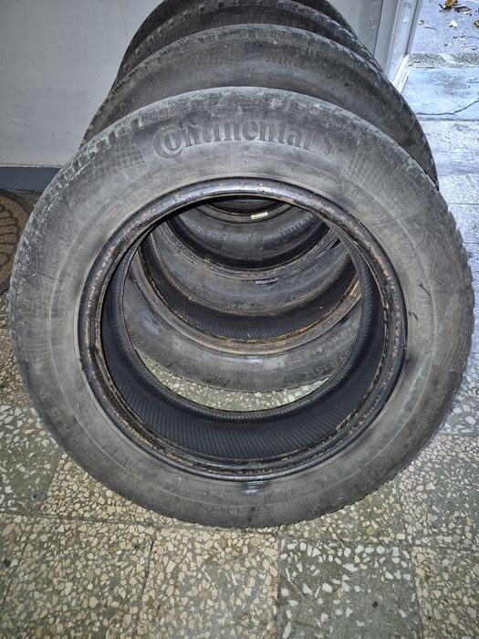 Vând anvelope iarna Continental 185/65 R15