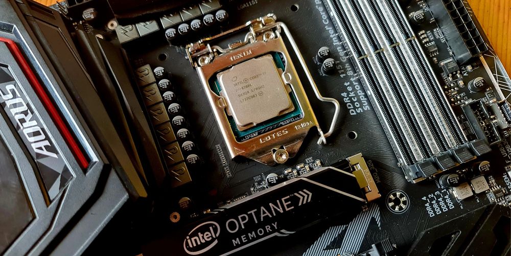 Procesor gaming Intel i7 8700K 4.7GHz 12CPUs socket 1151