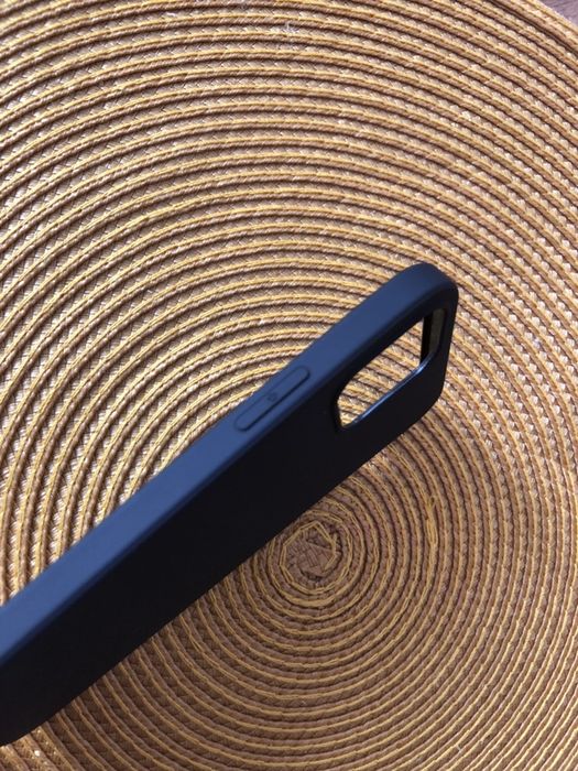 Предпазен калъф / case / за iPhone 12/12 Pro