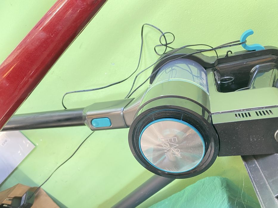 Прахосмукачка АЕГ