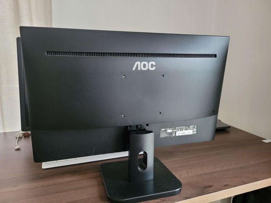 Монитор AOC 24E1Q