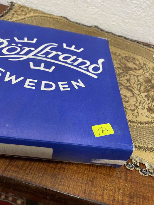 Шведски порцеланови пана за стена изрисувани ръчно