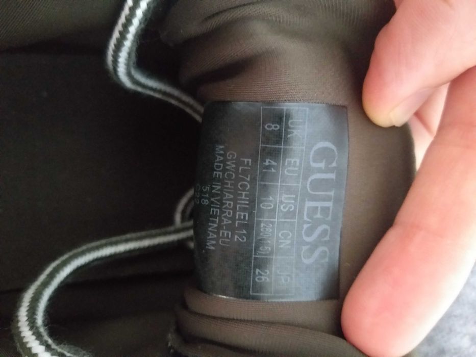 GUESS WOMEN'S SNEAKERS - FL7CHILEL12 - страхотни дамски кецове р-р 41,