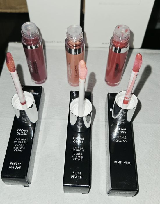 Rujuri Creamy Lip  Gloss   La Biosthetique Paris