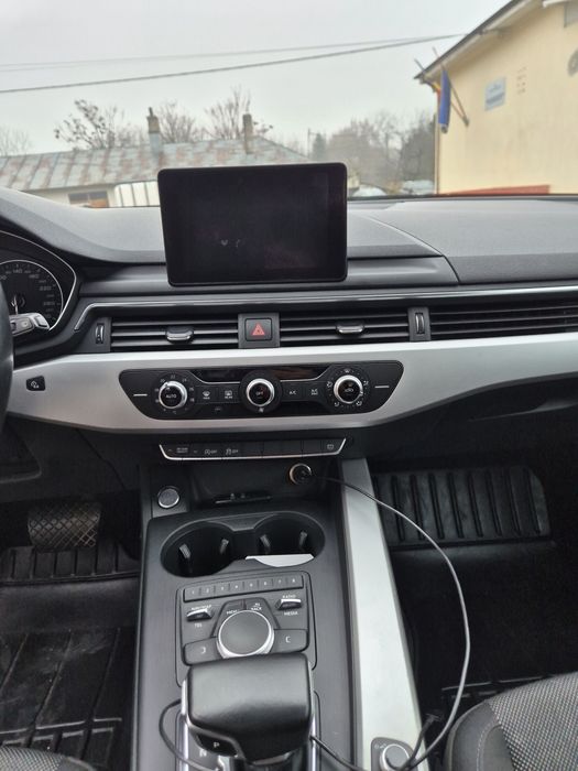 Vând Audi A4 B9 2017