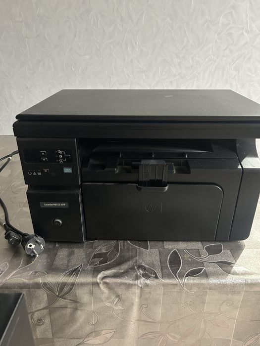 Продам принтер hp