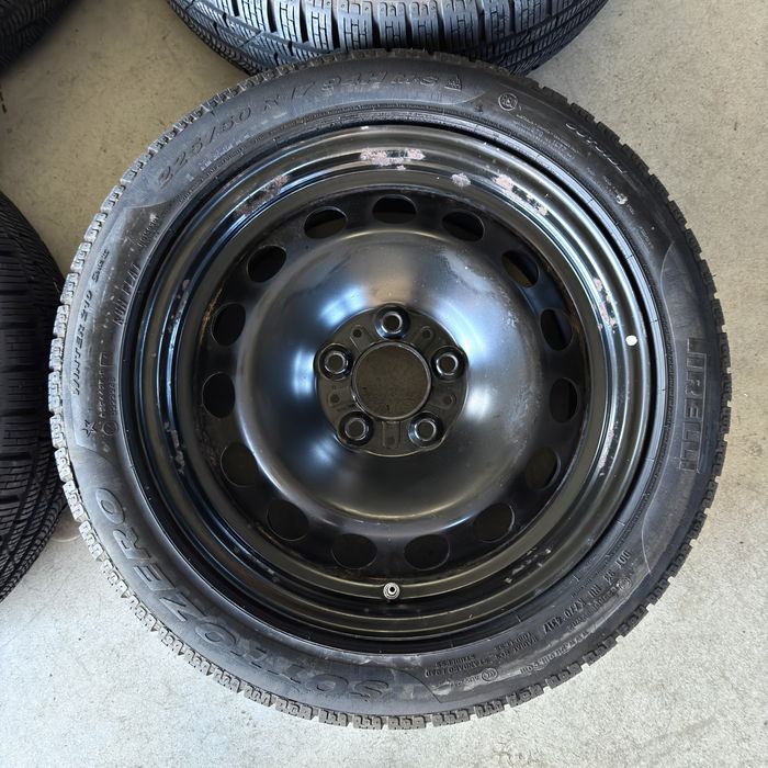 Roti iarna / Jante tabla 17” originale BMW / 5x120 / Anvelope 225 50 17