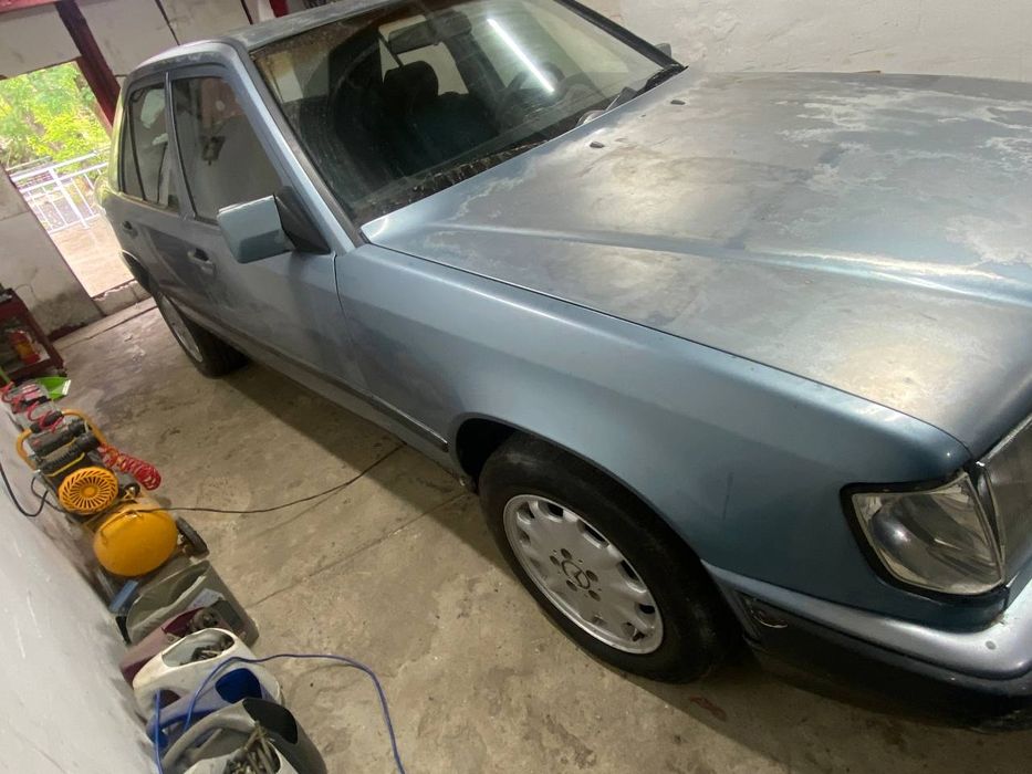 Mercedes-Benz 230 1989 — 4