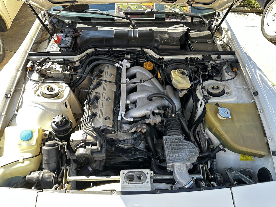 Porsche 944 S2 Cabrio Atestat istoric Reconditionat