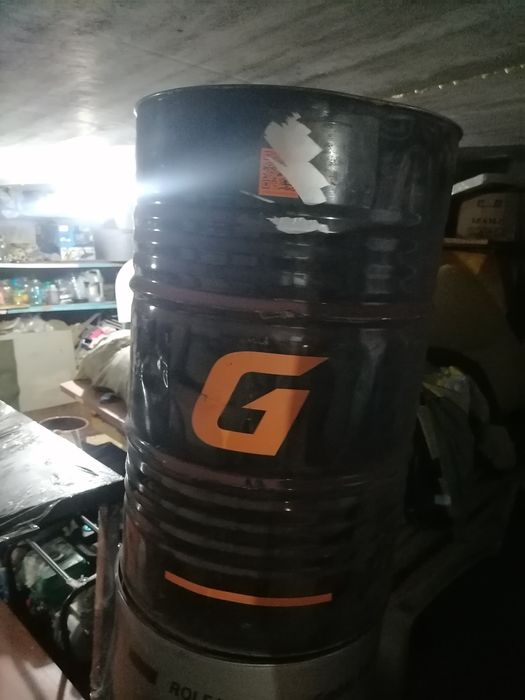 Продам 2 бочки 200 литров