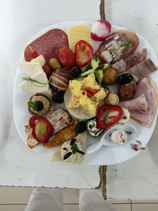 Închirieri cort profesional pentru evenimente.