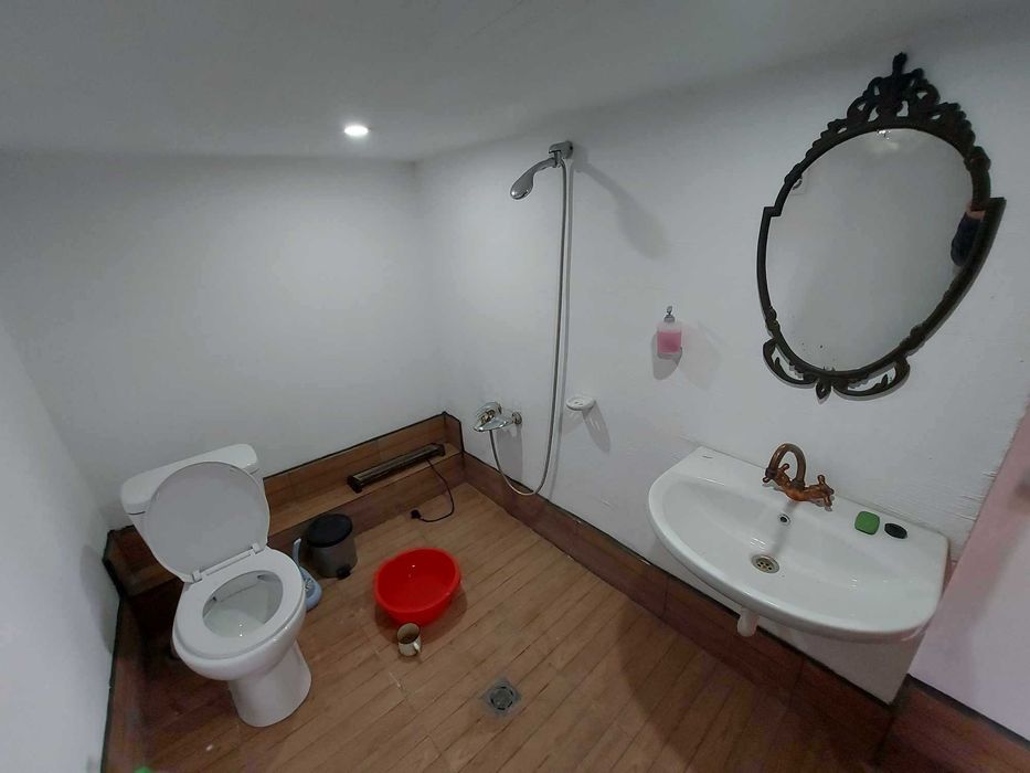 Продава се Къща в с. Царевци, Област Търговище - 320 кв.м за 563 €/кв.м - Снимка #3