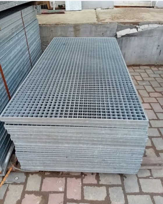 Grătare zincate galvanizate