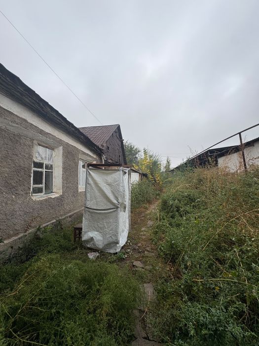 Продам дом барачного типа ! Поселок Мынбаева !