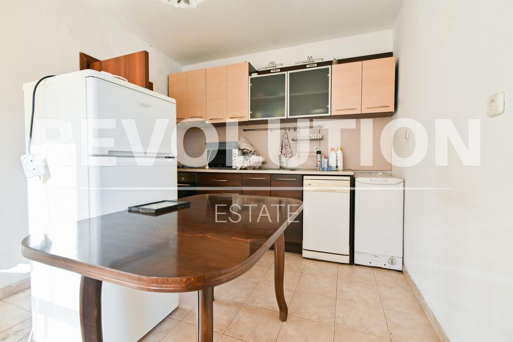 Дава се под наем Двустаен апартамент в София, Лозенец - 56 кв.м за 600 € - Снимка #1