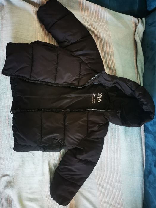 Продам детскую куртку