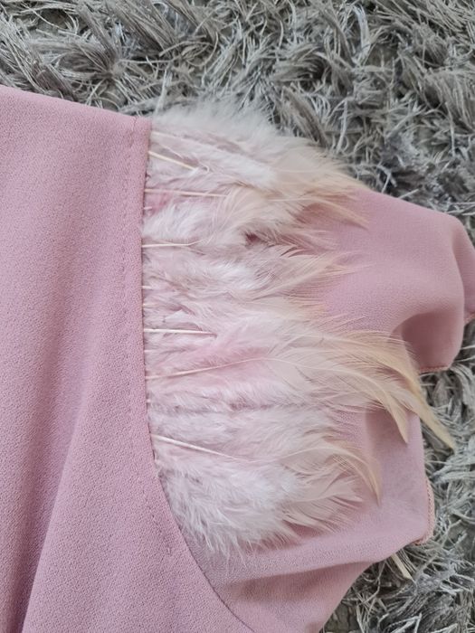 Елегантен гащеризон с естествени пера