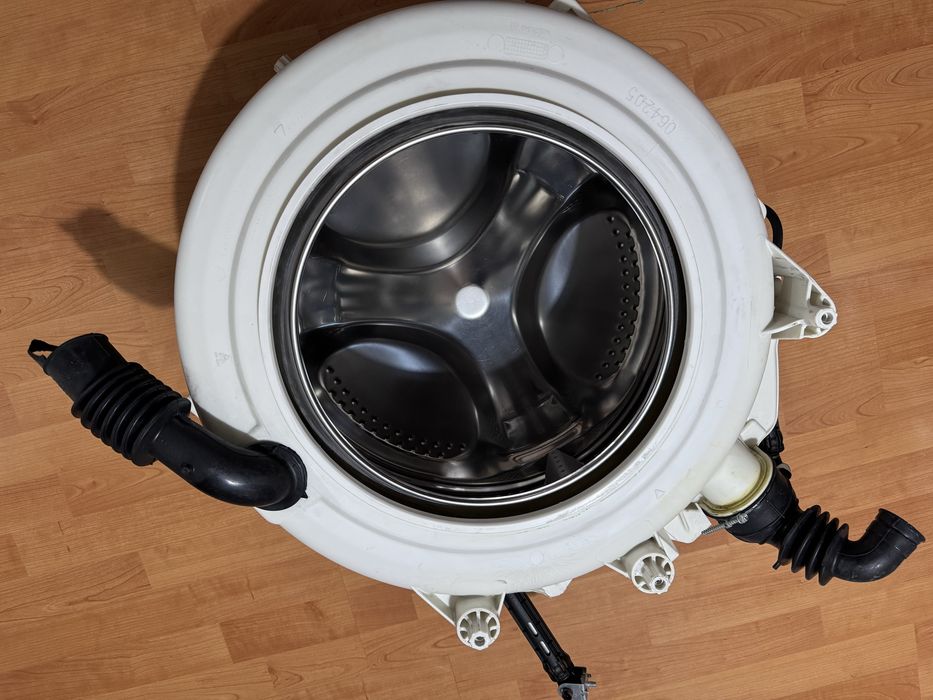 Cuva masina de spalat rufe SLIM Indesit IWSNE 61253 C