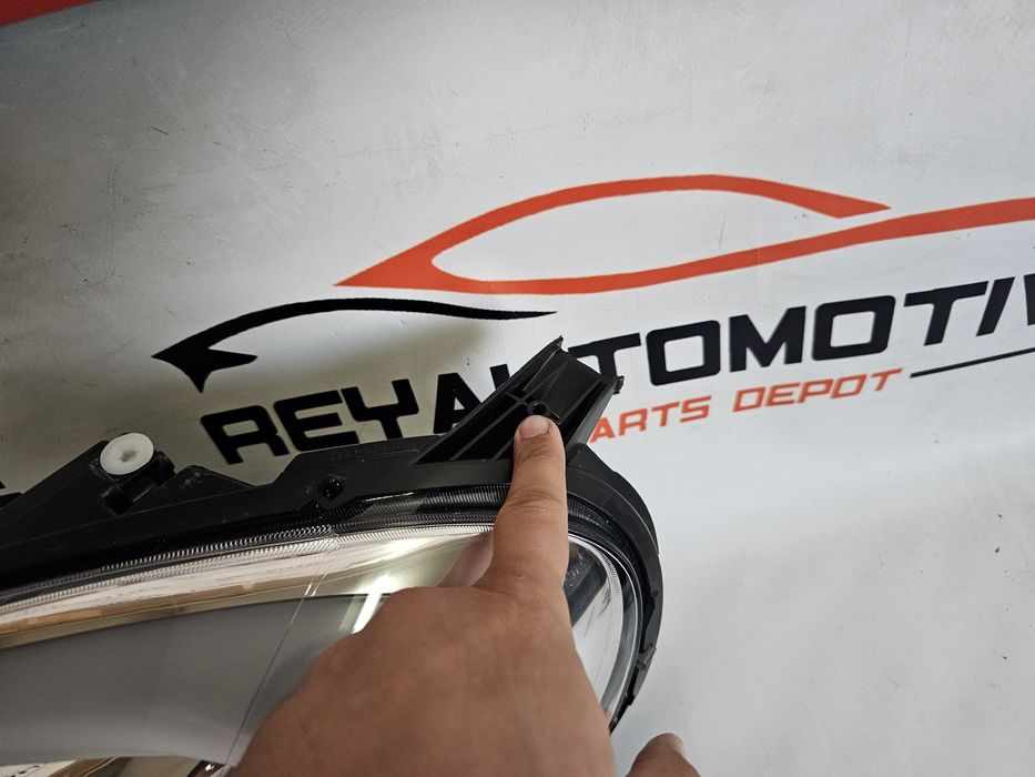 Far stanga Fiat 500 X 500X dupa 2014 cod 0052102850
