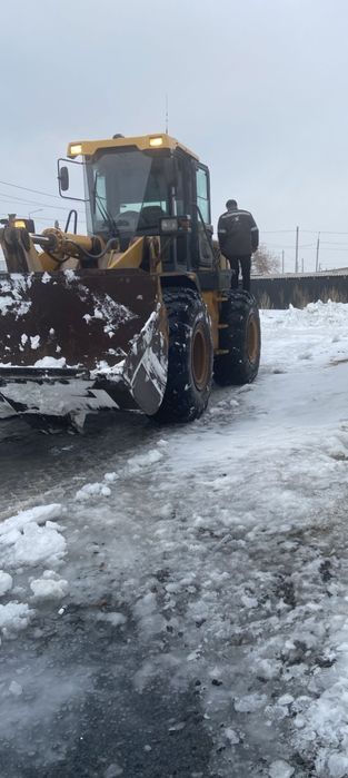 Услуга погрузчик 5тоник