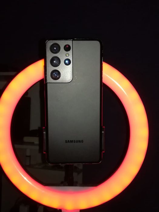 Продам Samsung S21 Ultra