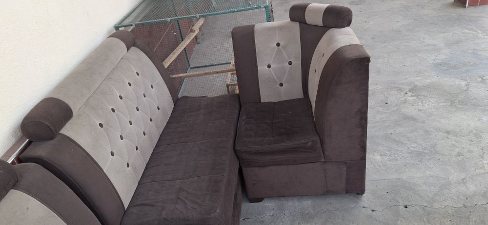 Продам уголок для кухни состояние хорошое.фото реалное то что ест