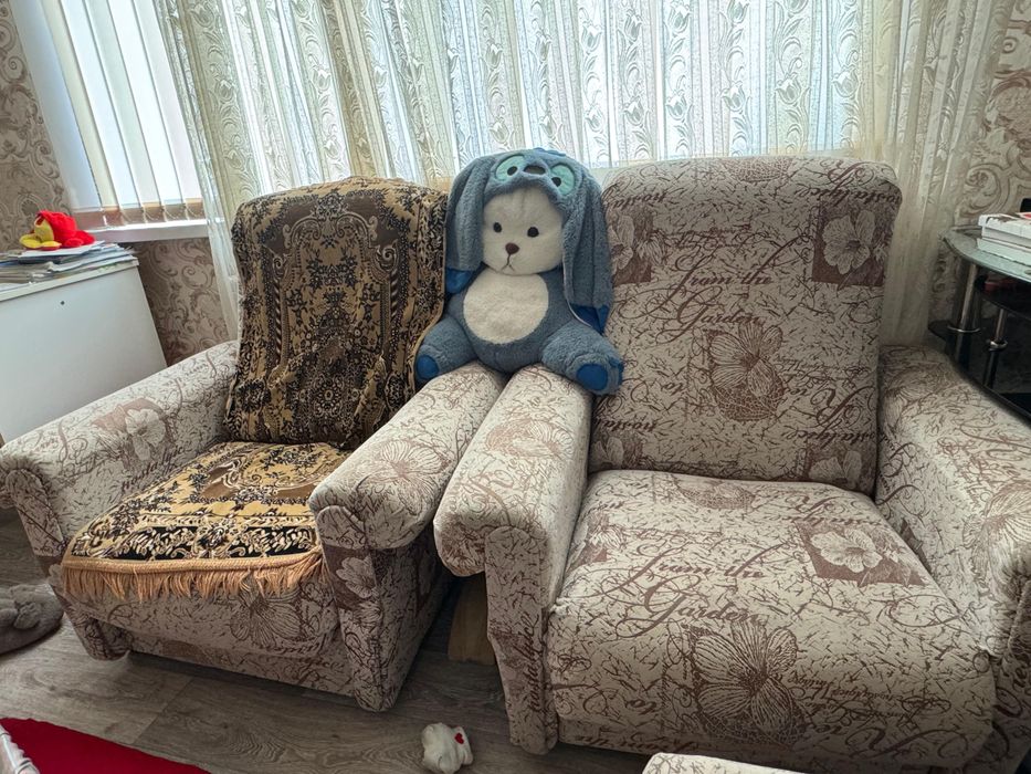 Диван раскладной с креслами