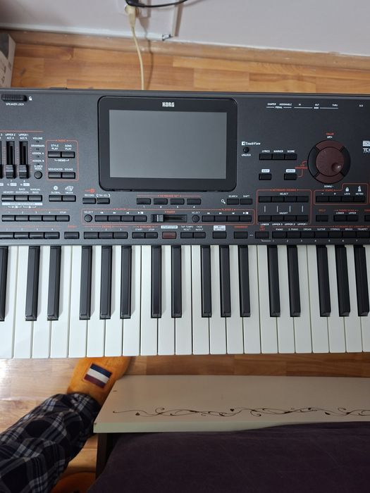 Korg pa4 x  Oriental 61 key