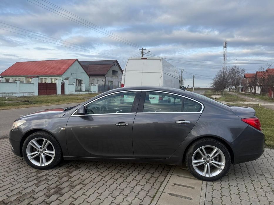 Opel insignia 2011