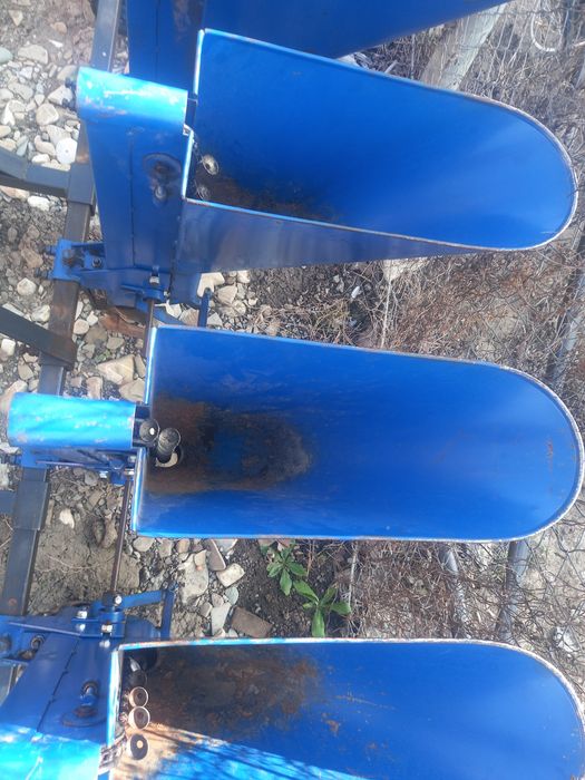 Masina de pus ceapa și usturoi