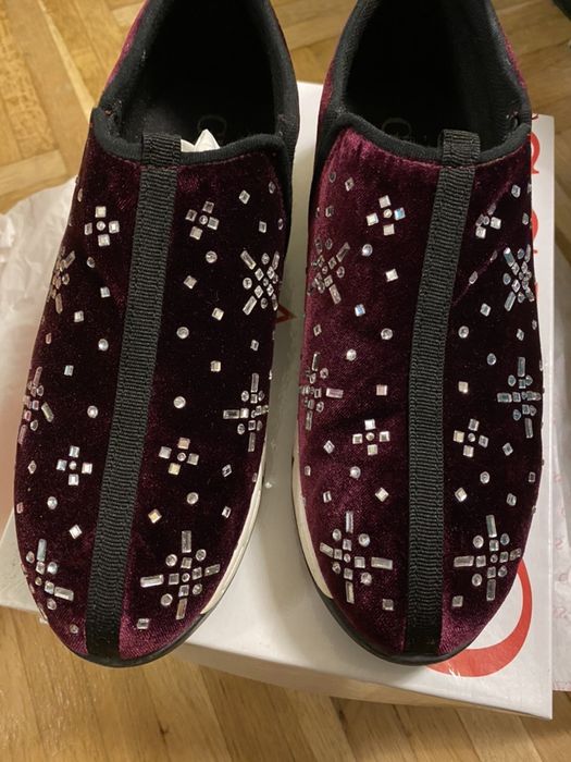 Кадифени Обувки Guess